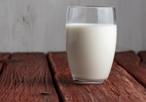 uống sữa giảm đau dạ dày