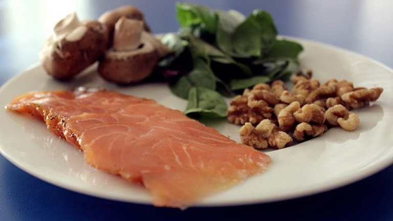 Cách trị mụn ở tuổi dậy thì nam